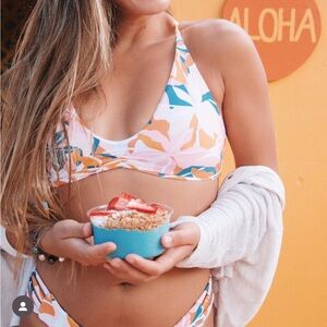 Midori bikinis Mia top Laie Small